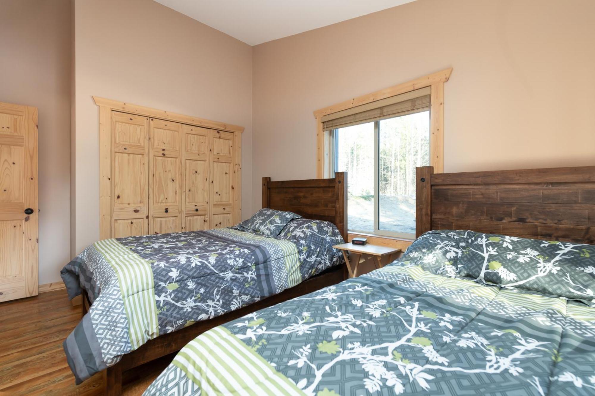 Mama Bear Villa Valemount Exterior photo